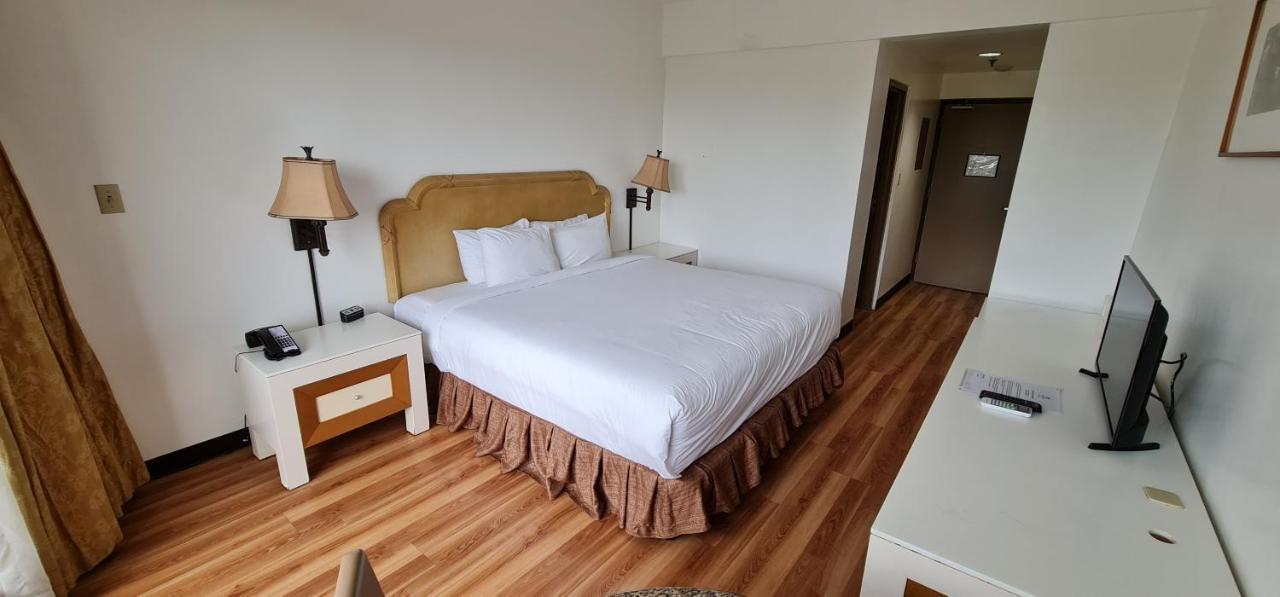 Surestay By Best Western Guam Airport Barrigada Exteriör bild