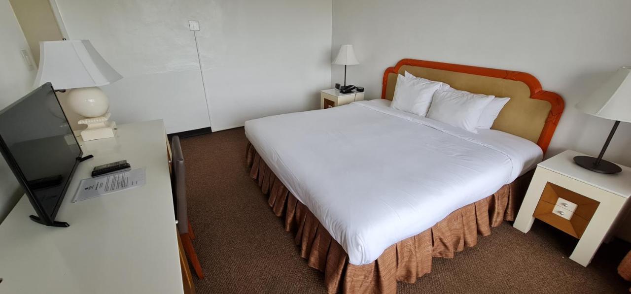 Surestay By Best Western Guam Airport Barrigada Exteriör bild