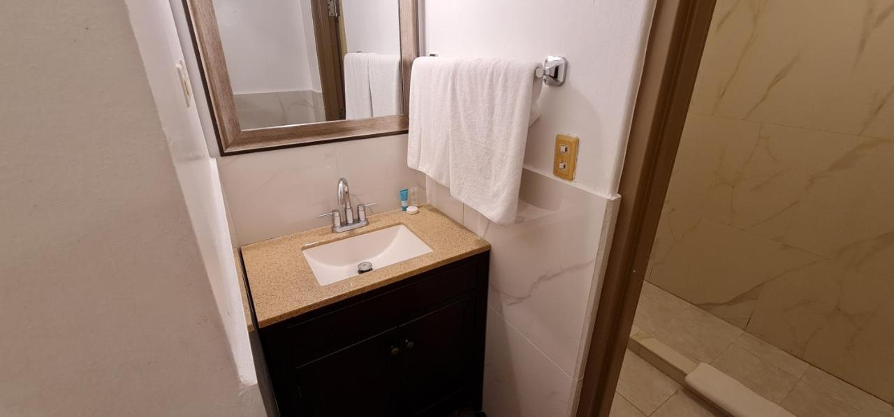 Surestay By Best Western Guam Airport Barrigada Exteriör bild