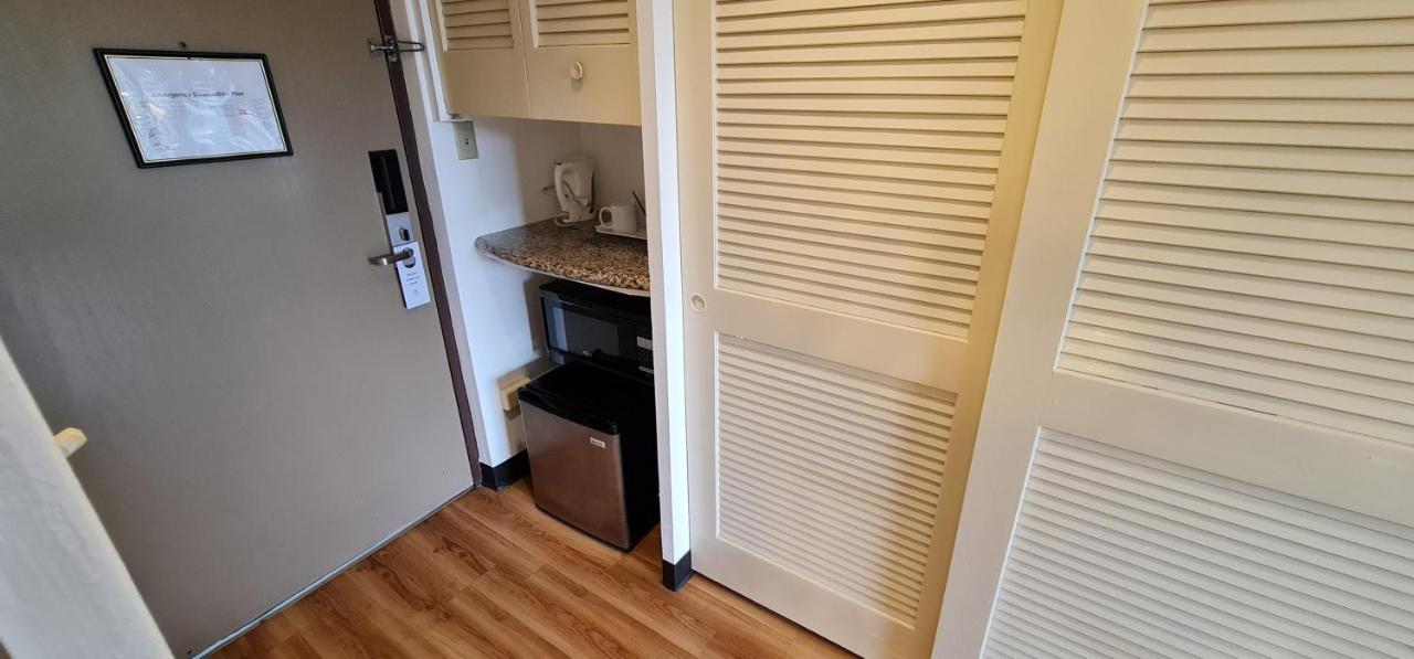 Surestay By Best Western Guam Airport Barrigada Exteriör bild